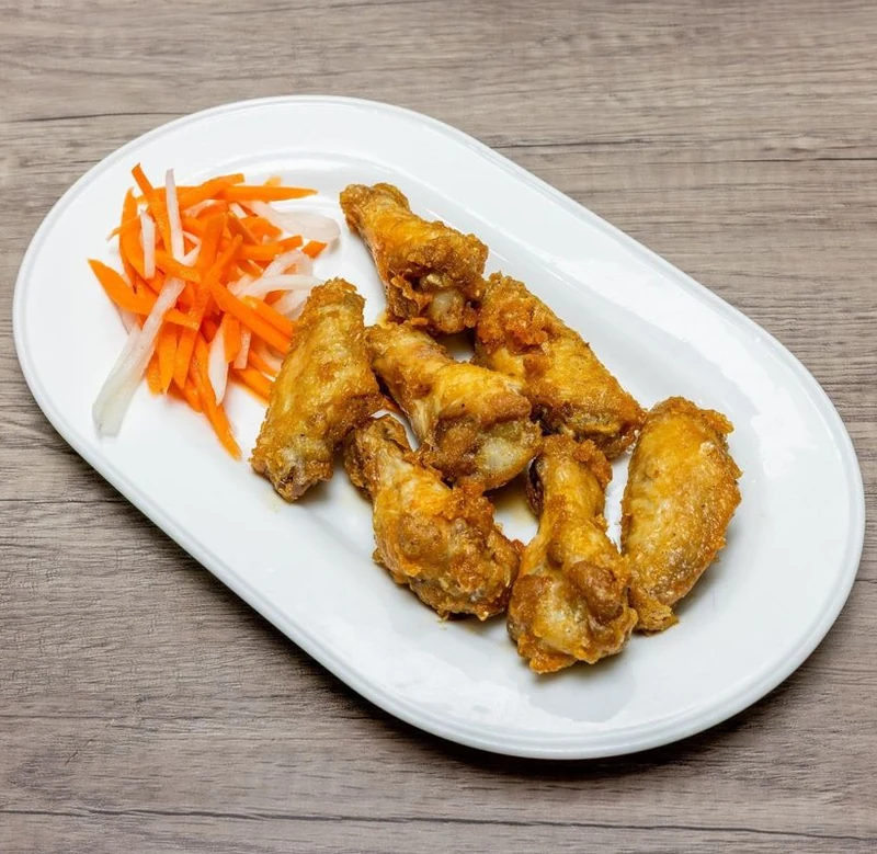 Wings at Bep & Brew in Airdrie, AB